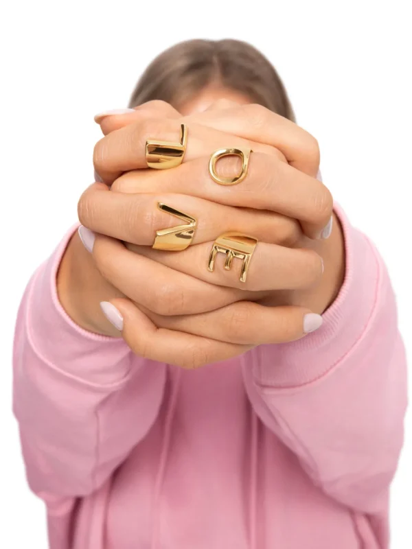 Outlet SINGULARU Anillo Personalizado Letter Signet Baño Oro