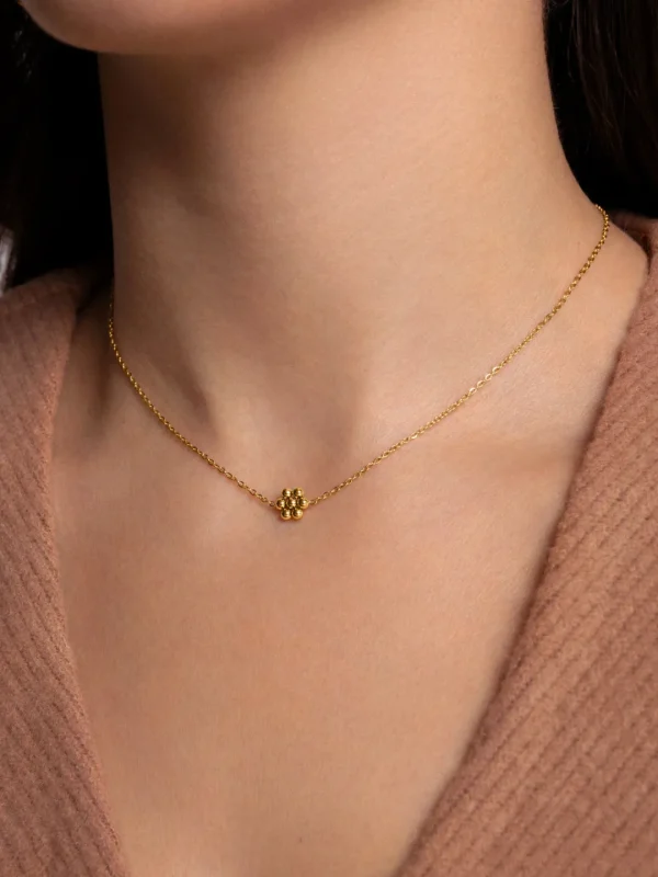 Clearance SINGULARU Collar Tiny Daisy Acero Baño Oro