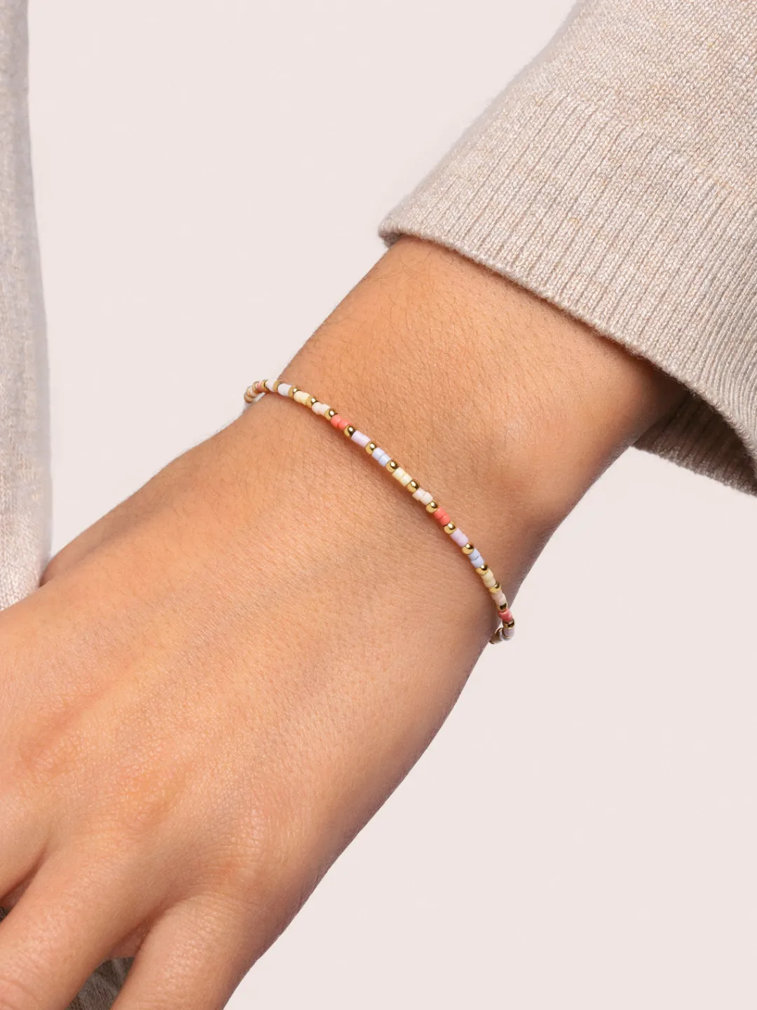 pulsera_floral_colors_ace_1.webp Outlet SINGULARU Pulsera Floral Colors Acero Baño Oro